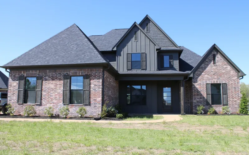 The Bakersfield plan exterior front.